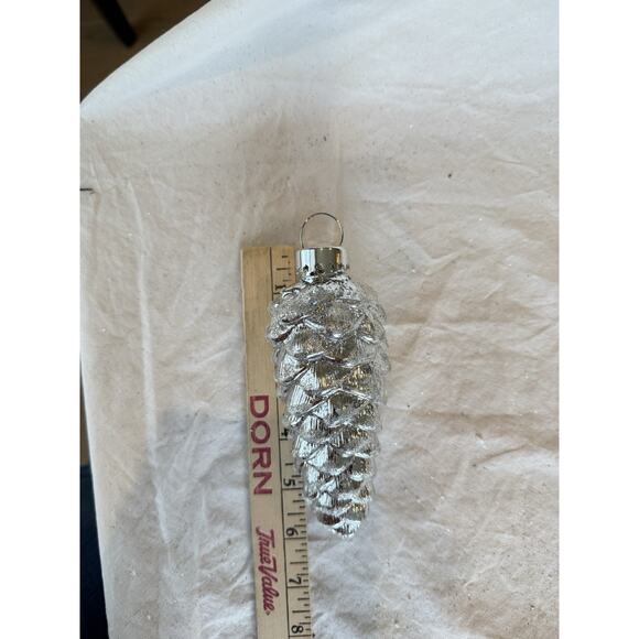 13- Silver 6” Acorn & Pinecone Shatterproof Ornaments Faux Mercury Glass EUC - Picture 6 of 10